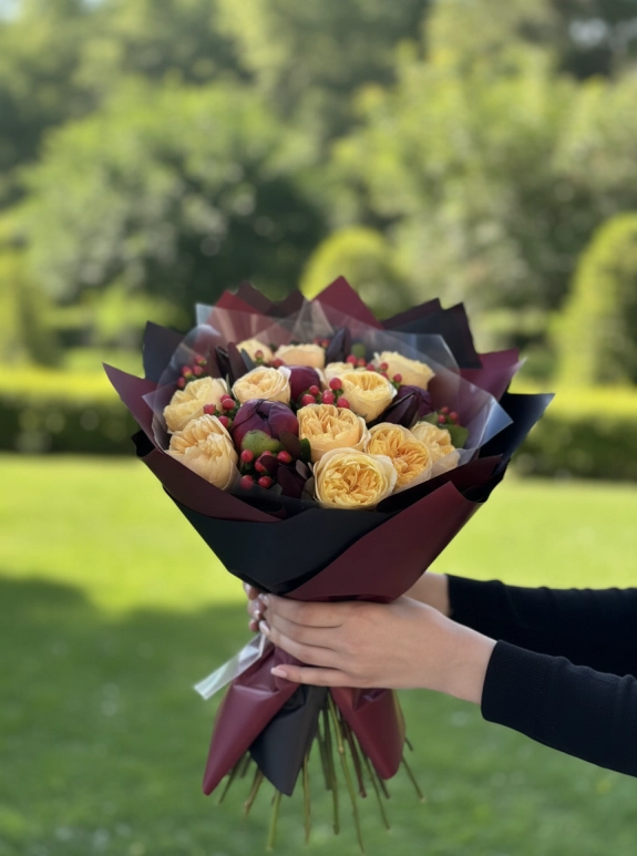Gül Şakayık Buketi